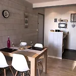 Apartment T2 Renove, 4 Couchages, Parking Prive, 200m Plage, Balcon, Meuble Tourisme 2 Etoiles - Fr-1-224c-179 Saint-Hilaire-de-Riez