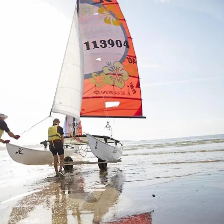 T2 Rénové, 4 Couchages, Parking Privé, 200m Plage, Balcon, Meublé Tourisme 2 étoiles - Fr-1-224c-179 Appartement *