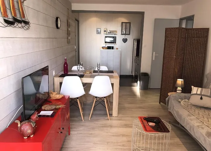 Appartement T2 Rénové, 4 Couchages, Parking Privé, 200m Plage, Balcon, Meublé Tourisme 2 étoiles - Fr-1-224c-179 Saint-Hilaire-de-Riez